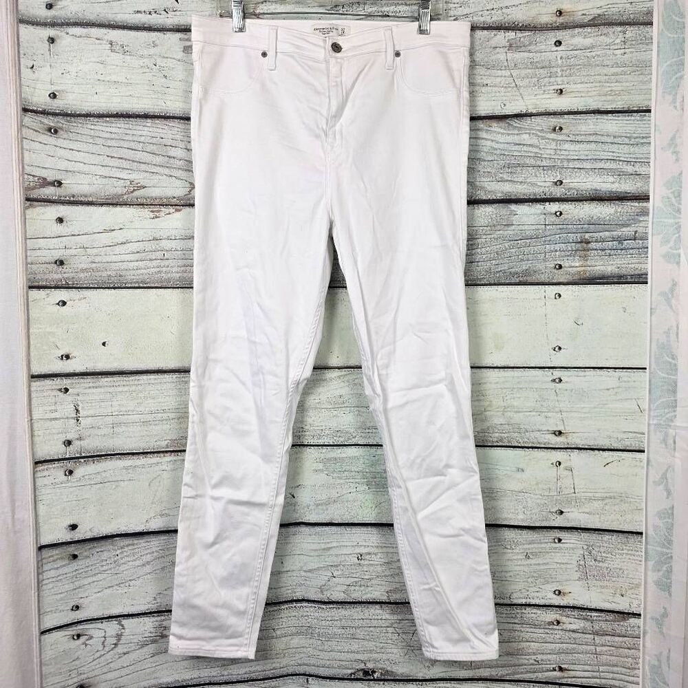 Abercrombie High Rise Jean Legging White Size 32 14R